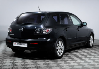 Подержанный автомобиль Mazda 3 Hatchback 2007 года (5 фото)
