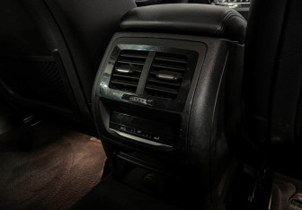 Подержанный автомобиль BMW X3 2018 года (20 фото)