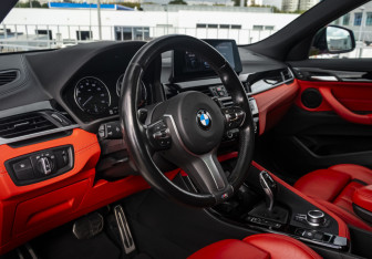 Подержанный автомобиль BMW X2 2021 года (12 фото)