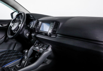 Подержанный автомобиль Skoda Karoq 2021 года (9 фото)