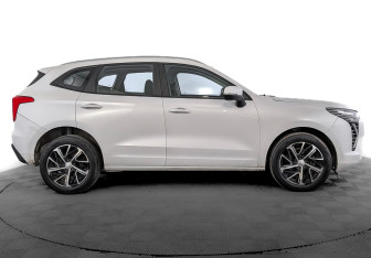 Подержанный автомобиль Haval Jolion 2022 года (4 фото)