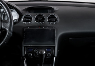 Подержанный автомобиль Peugeot 308 Hatchback 2008 года (13 фото)