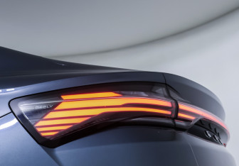 Подержанный автомобиль Geely Preface 2024 года (22 фото)