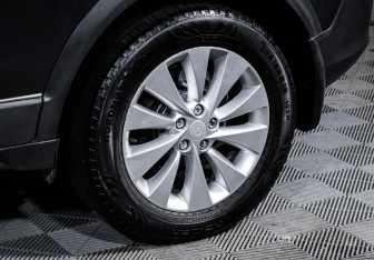 Подержанный автомобиль Opel Antara 2014 года (15 фото)