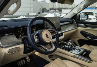 Подержанный автомобиль Tank 500 2023 года (10 фото)