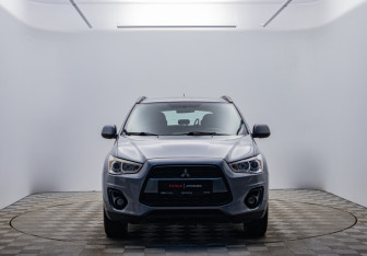 Подержанный автомобиль Mitsubishi ASX 2014 года (2 фото)