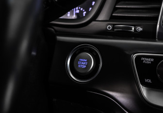 Подержанный автомобиль Hyundai Sonata 2017 года (19 фото)