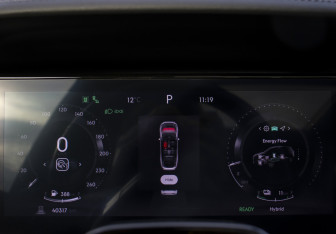 Подержанный автомобиль Lynk&Co 09 2022 года (12 фото)