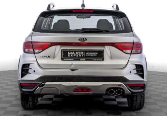 Подержанный автомобиль Kia Rio Hatchback 2021 года (6 фото)