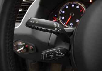 Подержанный автомобиль Audi Q5 2013 года (12 фото)