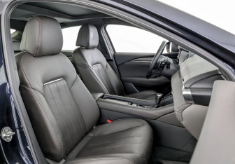 Подержанный автомобиль Mazda 6 Sedan 2023 года (24 фото)