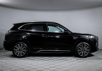 Подержанный автомобиль Hongqi HS5 2023 года (4 фото)