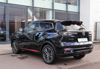 Подержанный автомобиль Changan UNI-S 2024 года (6 фото)