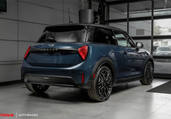 Новый MINI Hatch 2025 (2 фото)