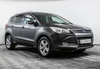 Подержанный автомобиль Ford Kuga 2016 года (3 фото)