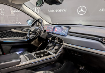 Подержанный автомобиль Exeed TXL 2022 года (11 фото)