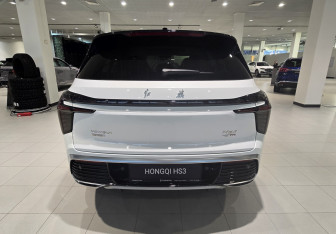Новый Hongqi HS3 2024 (6 фото)
