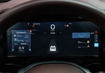 Подержанный автомобиль Geely Monjaro 2023 года (33 фото)