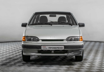 Подержанный автомобиль LADA (ВАЗ) 2113 2005 года (2 фото)