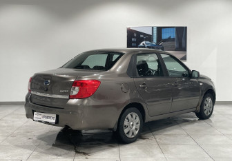 Подержанный автомобиль Datsun on-DO 2015 года (5 фото)