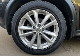 Подержанный автомобиль Nissan Juke 2011 года (9 фото)