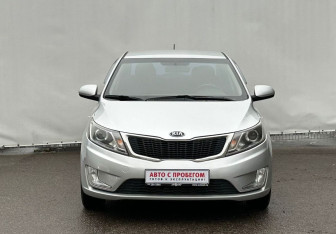 Подержанный автомобиль Kia Rio Sedan 2014 года (2 фото)