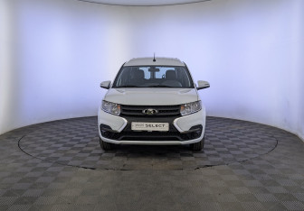 Подержанный автомобиль LADA (ВАЗ) Largus Wagon 2024 года (2 фото)