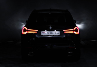 Подержанный автомобиль BMW X3 2024 года (16 фото)