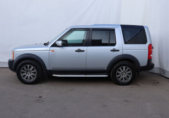 Подержанный автомобиль Land Rover Discovery 2008 года (8 фото)