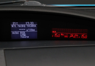 Подержанный автомобиль Mazda 3 Sedan 2011 года (19 фото)