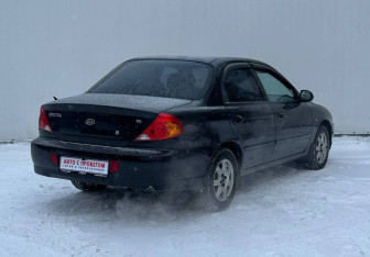 Подержанный автомобиль Kia Spectra Sedan 2007 года (5 фото)