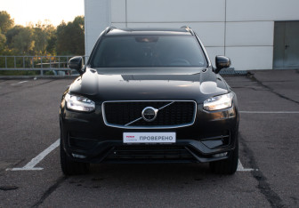 Подержанный автомобиль Volvo XC90 2019 года (2 фото)