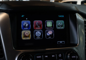 Подержанный автомобиль Chevrolet Tahoe 2018 года (14 фото)