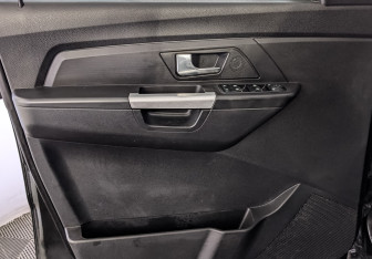 Подержанный автомобиль УАЗ Patriot 2024 года (19 фото)