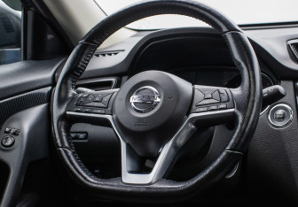Подержанный автомобиль Nissan X-Trail 2020 года (15 фото)
