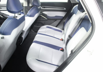 Подержанный автомобиль Geely Emgrand 2023 года (16 фото)