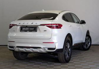 Подержанный автомобиль Haval F7x 2021 года (5 фото)