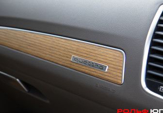 Подержанный автомобиль Audi Q5 2013 года (14 фото)
