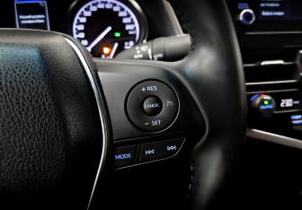 Подержанный автомобиль Toyota Camry Sedan 2022 года (27 фото)