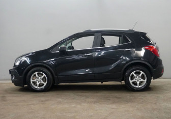 Подержанный автомобиль Opel Mokka 2013 года (8 фото)