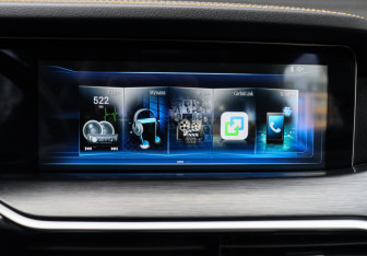 Подержанный автомобиль FAW Bestune T77 2024 года (12 фото)