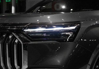 Подержанный автомобиль Geely Okavango 2024 года (23 фото)