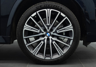 Новый BMW X1 2025 (7 фото)