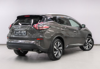 Подержанный автомобиль Nissan Murano Suv 2021 года (5 фото)