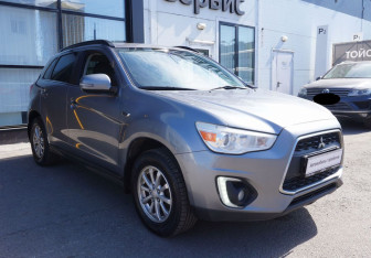 Подержанный автомобиль Mitsubishi ASX 2014 года (3 фото)