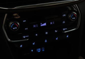 Подержанный автомобиль Hyundai Santa Fe 2020 года (14 фото)