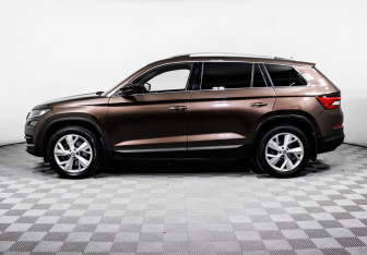 Подержанный автомобиль Skoda Kodiaq 2020 года (8 фото)