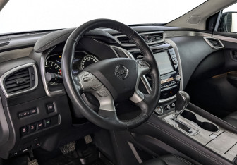 Подержанный автомобиль Nissan Murano Suv 2017 года (15 фото)