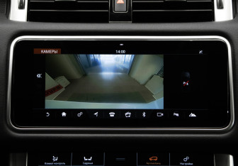 Подержанный автомобиль Land Rover Range Rover Sport 2020 года (24 фото)