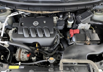 Подержанный автомобиль Nissan X-Trail 2014 года (11 фото)